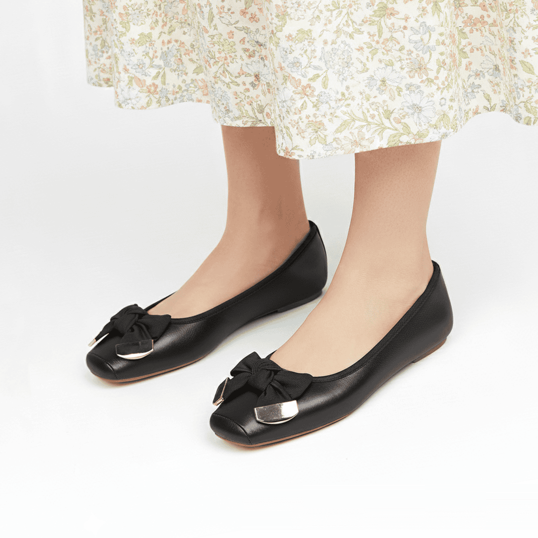 LA2122 1890 Tk (1) Available Pumpie Shoe - 42 Size LA2122 - Image 1