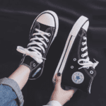 Available Sneaker - 42 Size LA6435