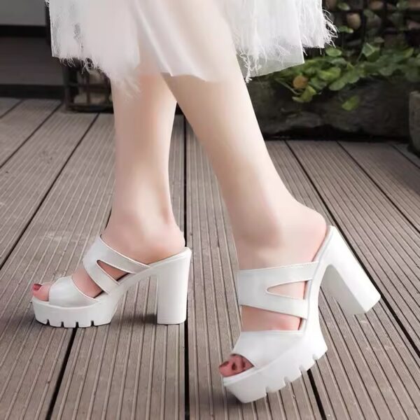 Available Balance Heel - 35 Size LA8144