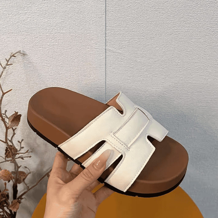 Screenshot 2025-09-27 182355 Available Sandal - 35 Size LA2422 - Image 1
