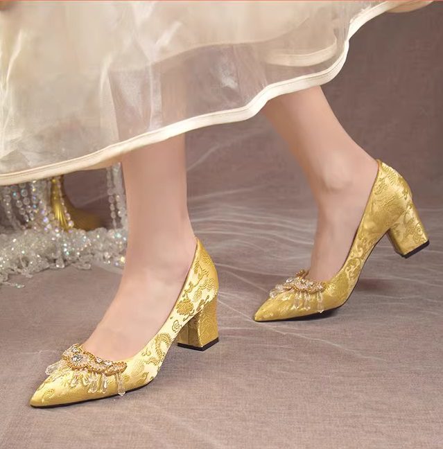 O1CN01FPbu1R28yVozFd6YF_!!3439828001 Elegant heels for every occasion. - Image 1