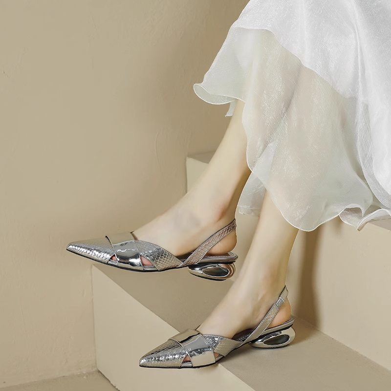O1CN01L4uQDz2EFz47DFcT4_!!2207713148716 Summer new low heels LA1632 - Image 1