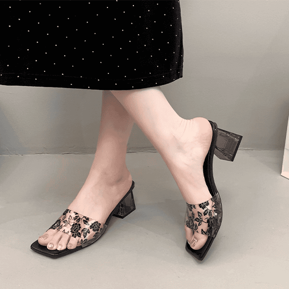 Screenshot 2025-09-27 154030 The perfect finishing touch to your look. - Image 1