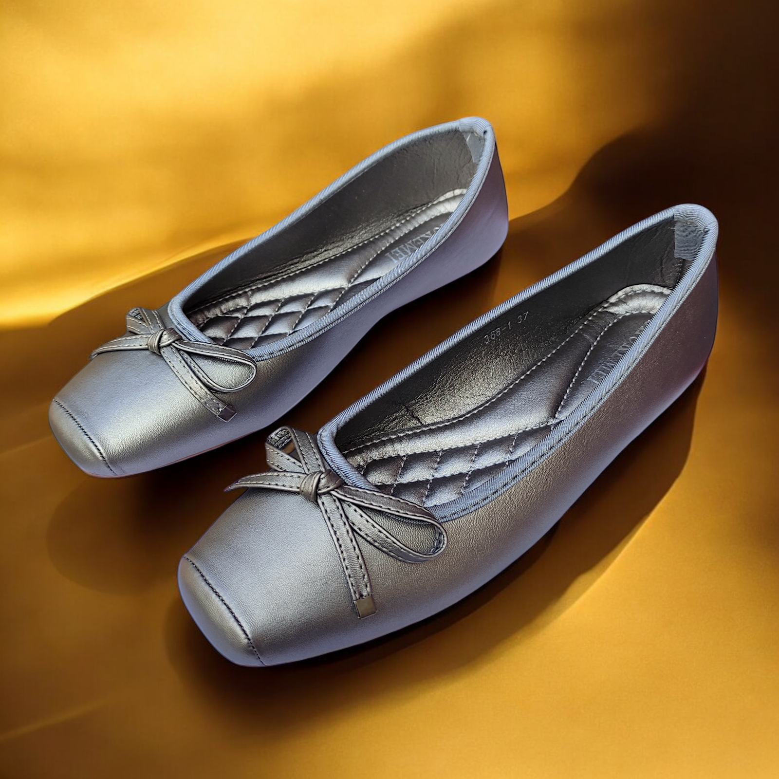 LA2123 (3) Comfortable Flat Pumpy Slippers LA2123 - Image 1