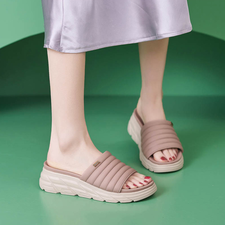 Screenshot 2025-06-25 185041 Non-slip Comfortable Casual Women's Shoes 2025 Spring and Summer Spot New Thick-soled Sandals Lightweight - Image 1
