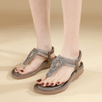New 2025 Sandals Bohemian Rhinestones Comfortable Seaside Vacation Flat Shoes