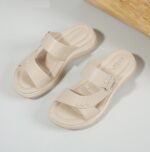New 2025 Spring and Summer Amazon Casual Comfort Sandals Women's Non-slip Seaside Beach Thick-soled Slippers - Image 7