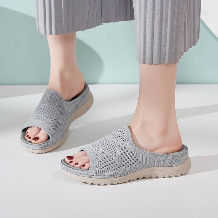O1CN01RsRrFk2DMZG42zk7p_!!3707858595-0-cib Amazon European and American sports casual sandals new 2025 seaside simple thick bottom women's sandals - Image 1