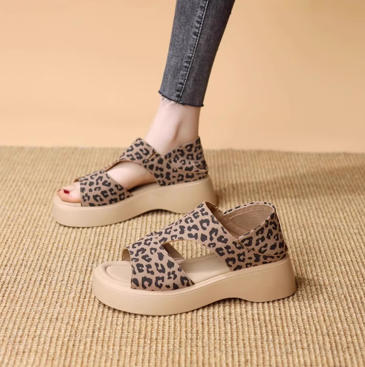 Screenshot 2025-09-27 182733 Brand two-way sandals for women 2025 new summer thick-soled non-slip - Image 1