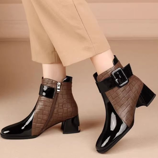 O1CN01kKKSXb1p9Eex7Hrjc_!!3374135317 Fashion genuine leather Martin boots for women LA5654 - Image 1