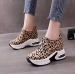 Women’s platform shoes with hidden wedge heels, new autumn 2025 style, leopard print, thick sole, chunky sneakers, sporty, casual, versatile, 8CM. - Image 4