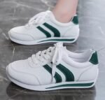 2025 New Plus Size Comfortable Leather Fashion Platform Shoes, German Style, Soft Sole, Breathable, Retro White Shoes for Women
