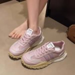 2025 New Summer Thick-Soled Platform Dad Shoes for Women, Fashionable and Versatile Sports Shoes, Lightweight Crocs, Single Shoes