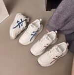 2025 Autumn New Korean Style White Sneakers for Women – Versatile Thick-Soled Lightweight Soft-Soled Sneakers – Stylish, Comfortable - Image 3