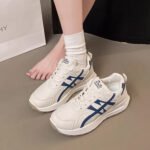 2025 Autumn New Korean Style White Sneakers for Women – Versatile Thick-Soled Lightweight Soft-Soled Sneakers – Stylish, Comfortable