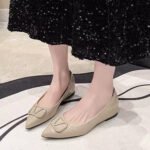 Chic & Supportive - Image 13