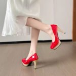 Premium Glam Look - Image 9