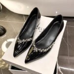 Sophisticated Comfort - Image 4