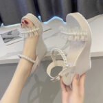 Practical & Pretty - Image 8