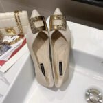 Easy Slip, Easy Style - Image 12