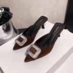 Confident Woman Choice - Image 9
