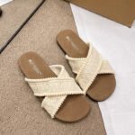 Relaxed & Refined Look - Image 3