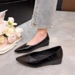 Comfort Meets Class - Image 4