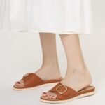 Soft-Soled Lazy Slippers with a Stepping-On-Clouds Feel, Fashionable Retro French Style, Stylish Travel Beach Non-Slip Sandals - Image 2