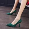 Green (simple metal-free style)