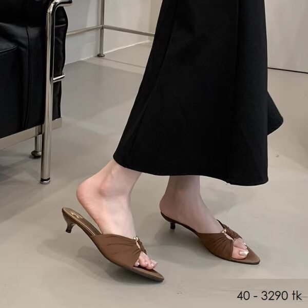 40 Size Available Shoes LA736